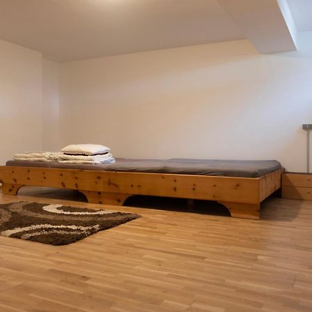 Apartment Mit Garten Dobl-Zwaring 外观 照片